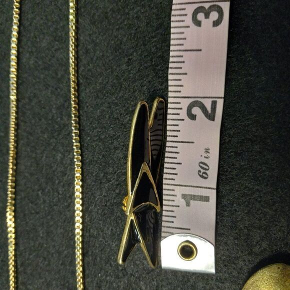 Gold tone metal Group of Jewelry - Picture 4 of 6